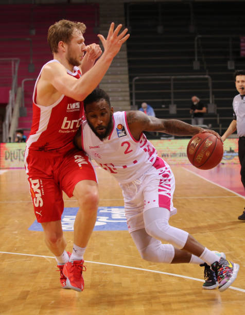 以下是根据 以下是根据