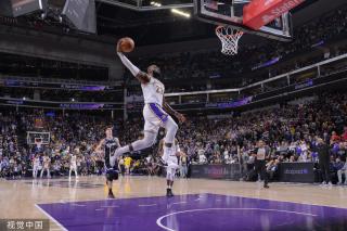 中展现了极 中展现了极