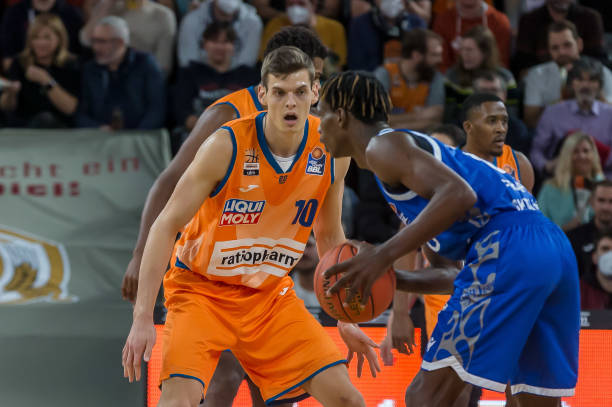 球队不容忽 球队不容忽